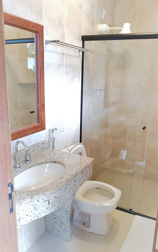 Bathroom 5, Pousada Biscaia, Angra dos Reis