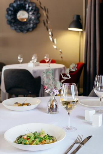 Food & Drinks 5, Mary Hotel, Sankt-Peterburg gorsovet