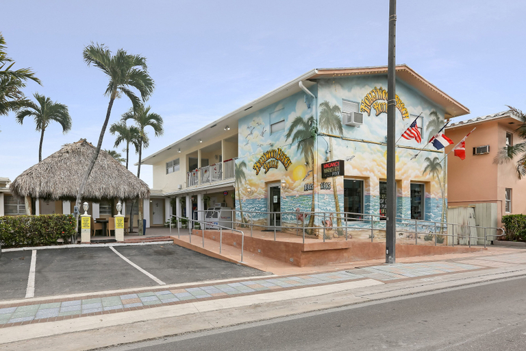 Exterior & Views 2, Hollywood Beach Flamingo, Broward