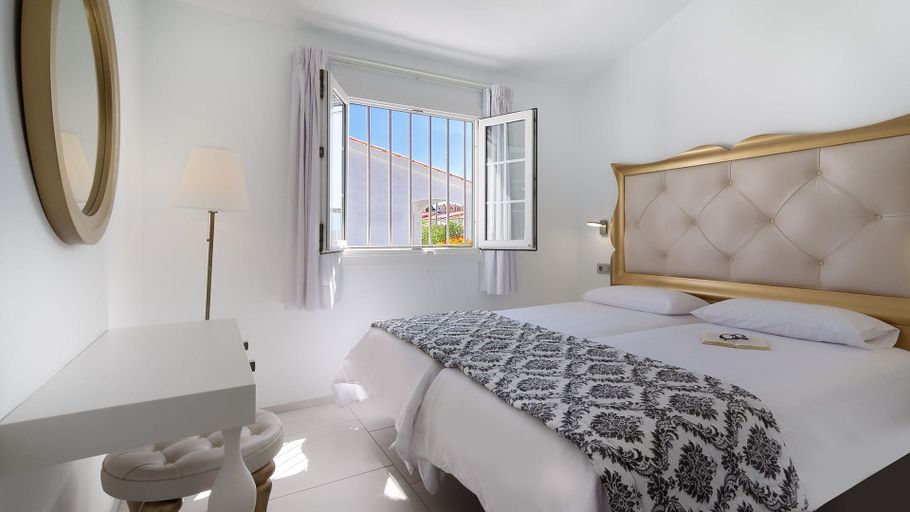 Bedroom 4, Bungalows Adonis, Las Palmas