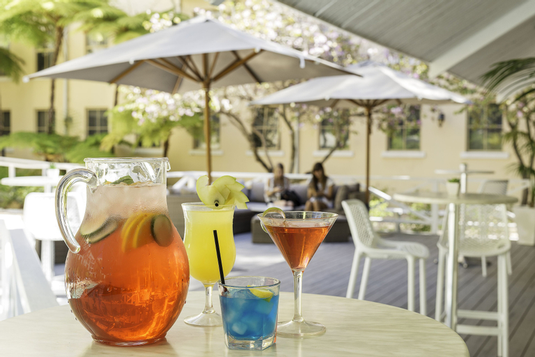 Food & Drinks 10