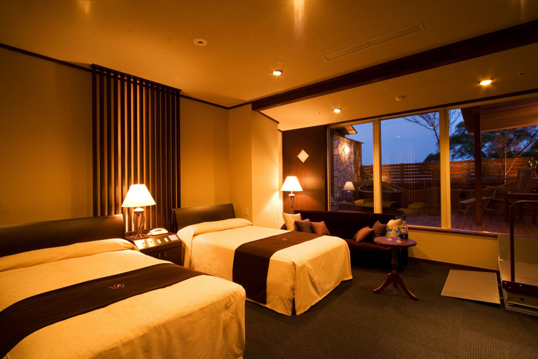 Bedroom 4, Hotel Beppu Pastoral, Beppu