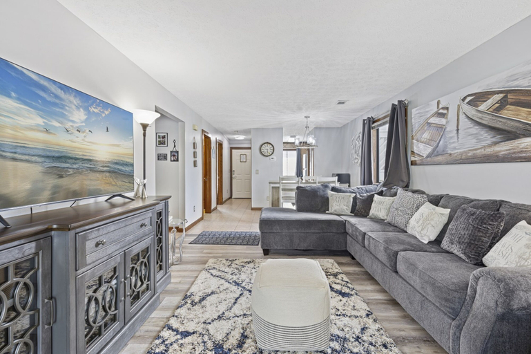 Others 5, Spacious Modern Condo - 1st Floor - One Block to the Beach, Horry