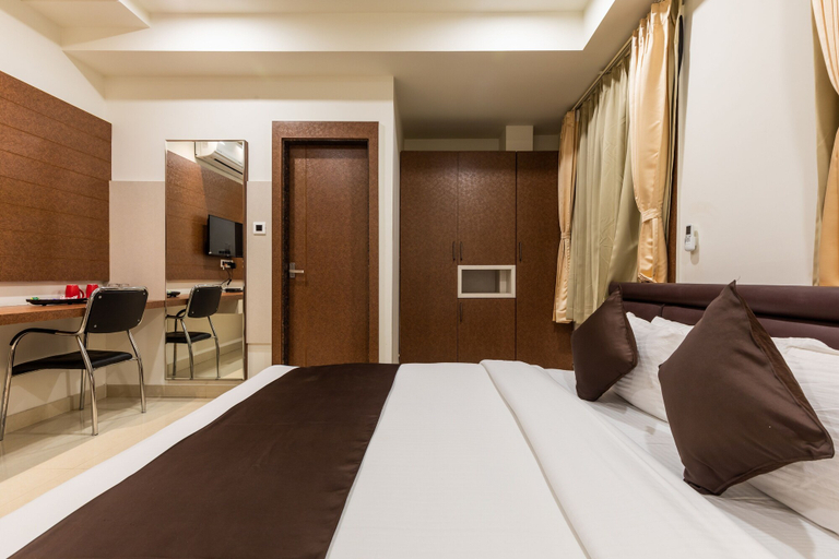 Bedroom 3, The Grand Shaurya, Indore