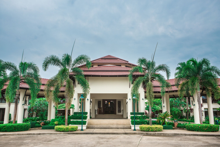 Exterior & Views 2, Maneechan Resort & Sport Club, Muang Chanthaburi