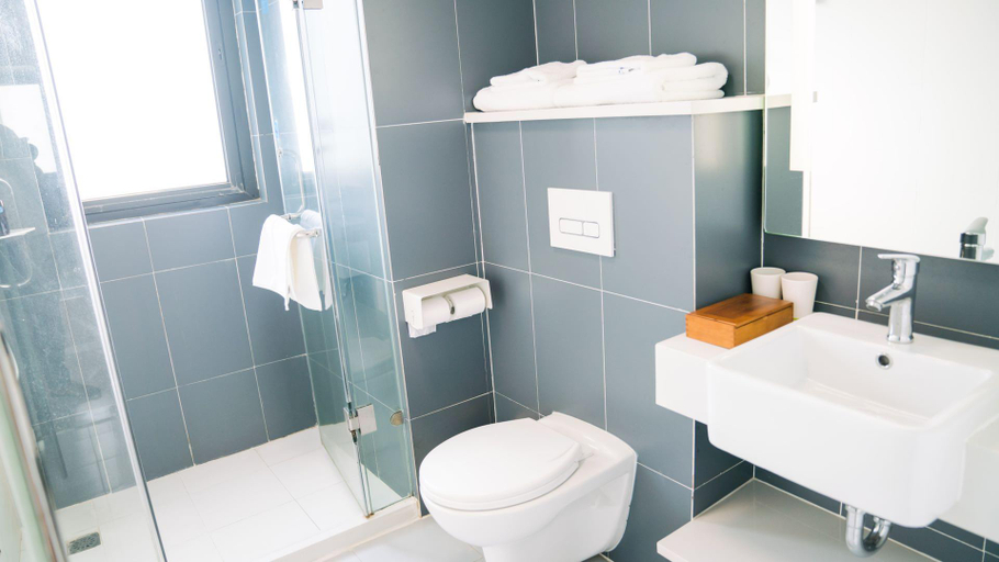 Bathroom 3, Hanting Hotel Nanchang University Qian Lake                                               , Nanchang