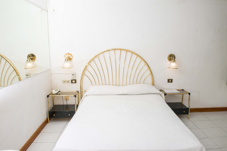 Bedroom 4, Hotel Atlantico Centro, Santa Cruz de Tenerife