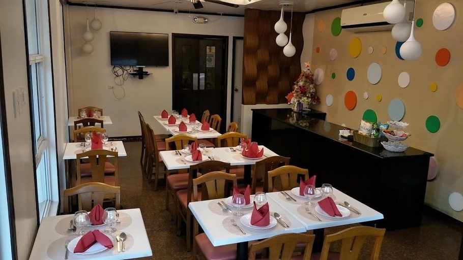 Food & Drinks 4, Dumdum Residences, Toledo City