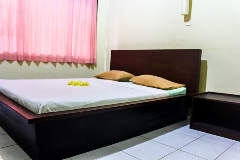 Bedroom 2, Budhi Beach Inn, Badung