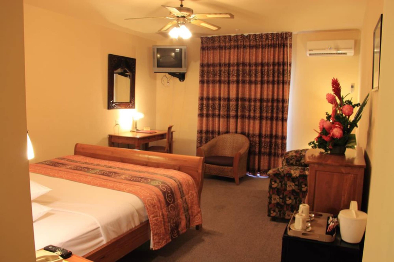 Bedroom 3, Tradewinds Hotel, Tualauta