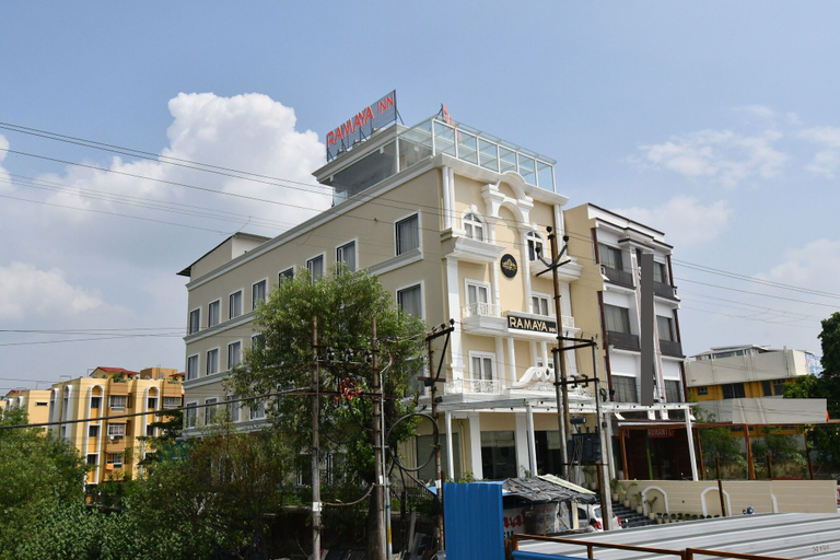 Exterior & Views 2, Hotel Ramaya Inn @ Har Ki Pauri Road, Dehradun
