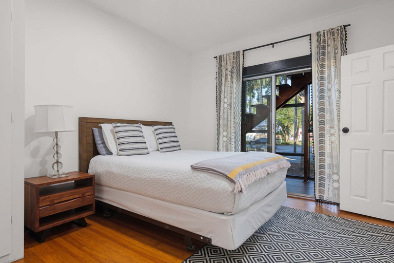 Bedroom 3, Pacific Cove Manor, Saint Johns