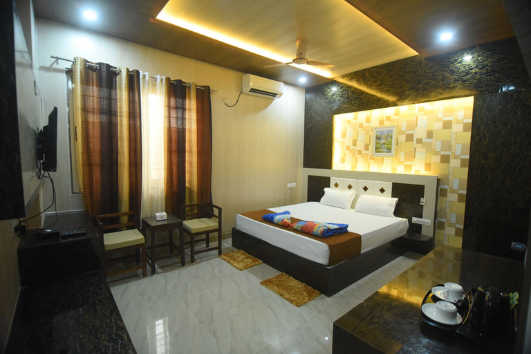 Bedroom 2, R Empire Dvanagere, Davanagere