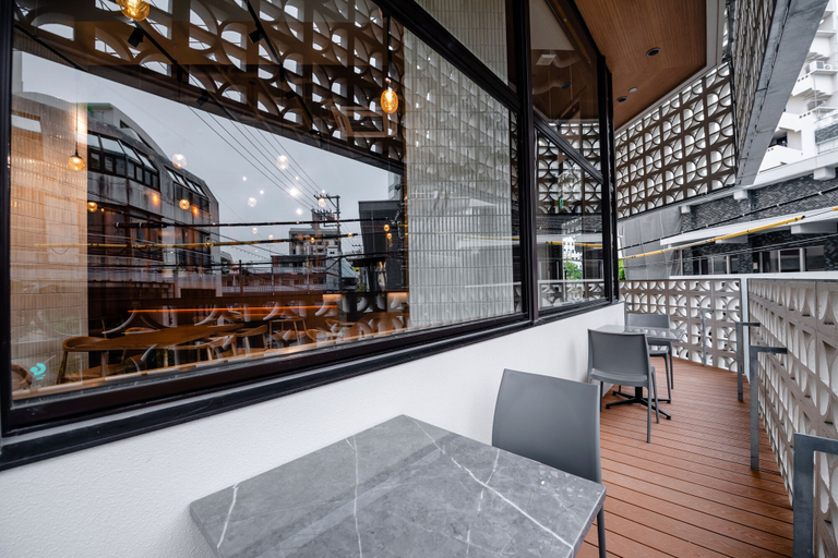 Food & Drinks 5, Prostyle Terrace Naha, Naha