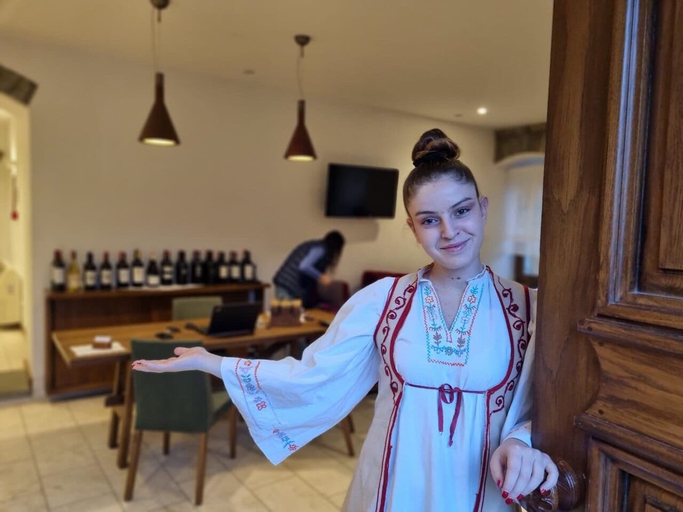 Food & Drinks 5, Villa Permet, Përmetit