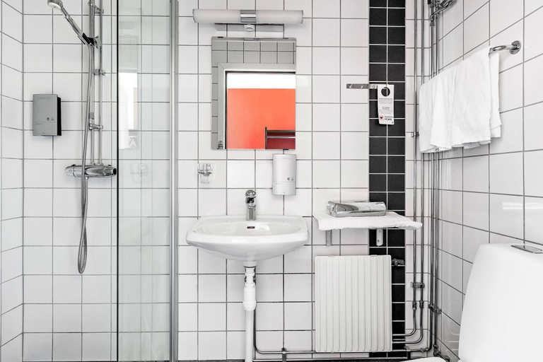 Bathroom 5, Best Western Hotel Norra Vattern, Askersund