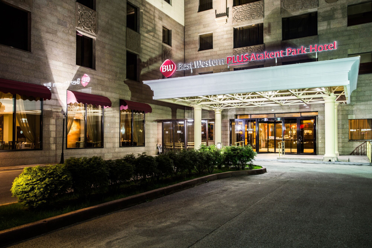 Exterior & Views 2, Best Western Plus Atakent Park Hotel, Almaty