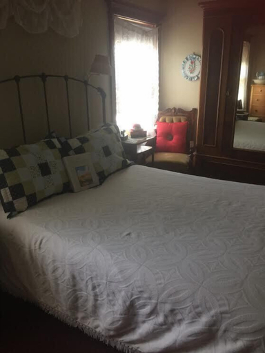 Bedroom 3, The Palm Hotel, Tuolumne