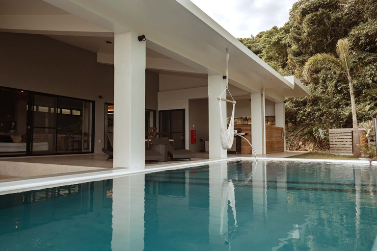Sport & Beauty 4, MARINX POOLVILLA NAKANDAKARI, Nanjō