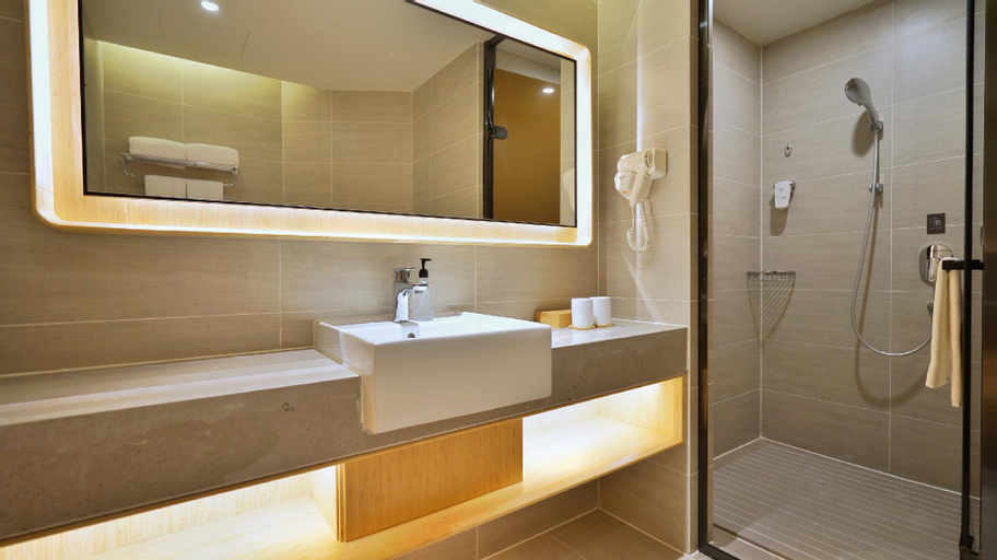 Bedroom 5, JI Hotel Shanghai Hongqiao National Exhibition and Convention Centre Huaxiang Road, Shanghai