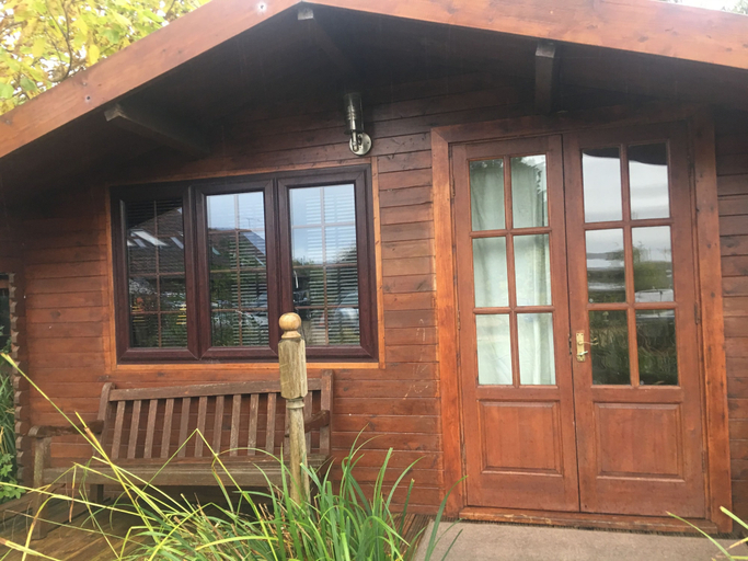 Exterior & Views 2, Bridge Farm Guesthouse, North Somerset