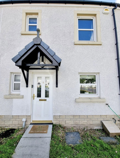 Exterior & Views, Boutique 3-bed Home with Free Parking in Glasgow, East Renfrewshire