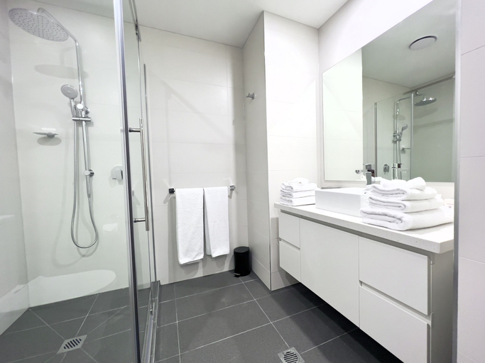 Bathroom 4, Sixty Six Boutique Apartments, Hobart