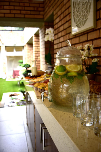 Food & Drinks 5, Five O'clock Zen Boutique Guest House, City of Tshwane