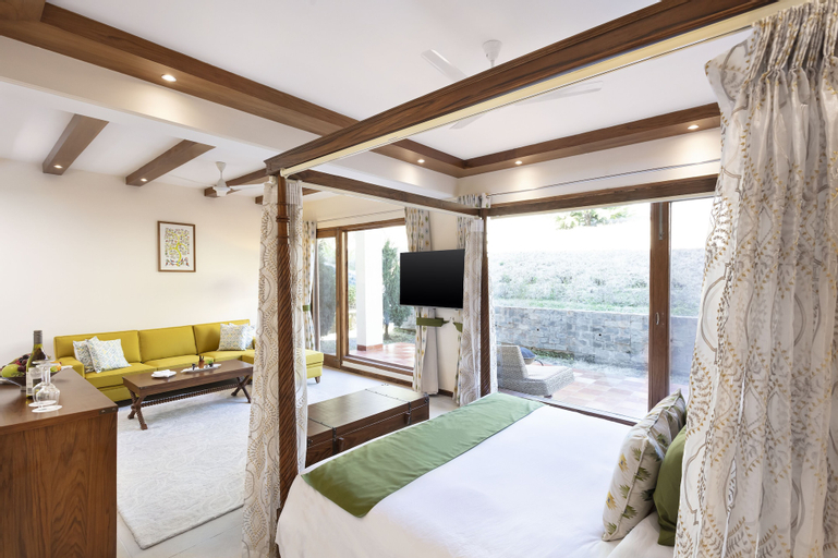 Bedroom 3, Suryavilas Luxury Resort & Spa, Solan