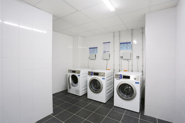 Bathroom 4, Appart Hotel Odalys City Centre Compans Caffarelli, Haute-Garonne