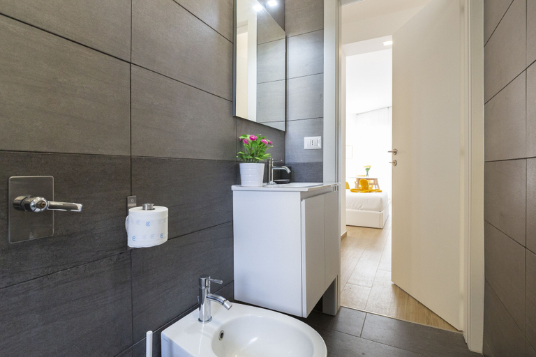 Bathroom 4, notaMi - Tulipani 19 - Flower District, Milano