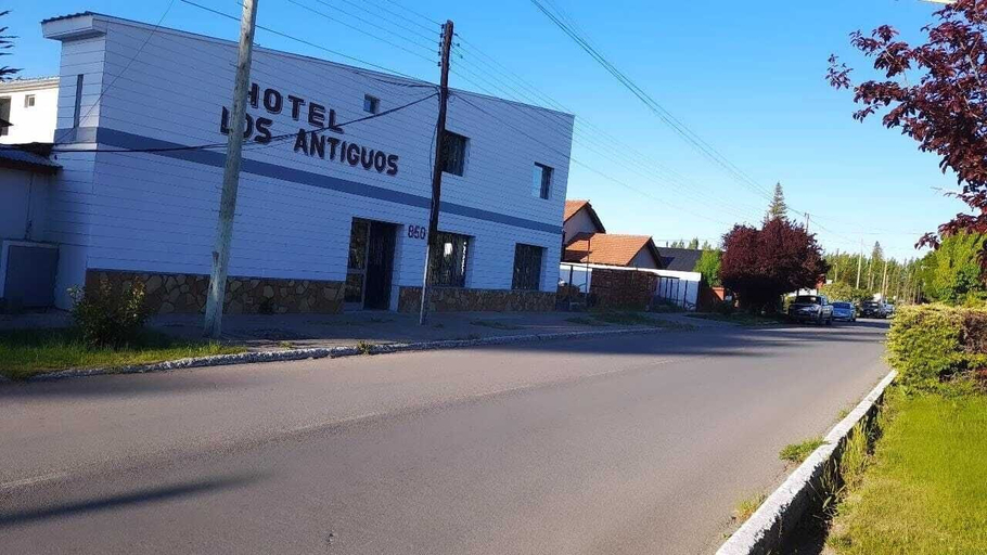 Exterior & Views 2, HOTEL LOS ANTIGUOS, Lago Buenos Aires