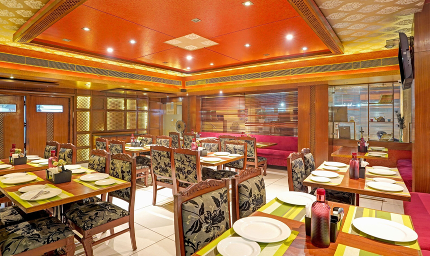 Food & Drinks 3, Treebo Royal Cm - City Center, Jaipur