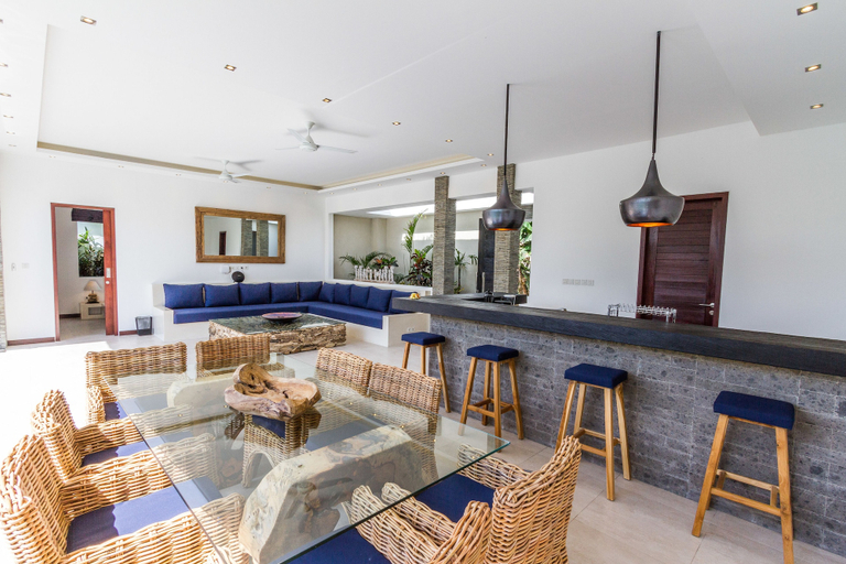 Food & Drinks, Villa Juna, Badung