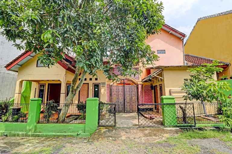 Exterior & Views 2, SPOT ON 91478 Wisma Aura Syariah, Ciamis