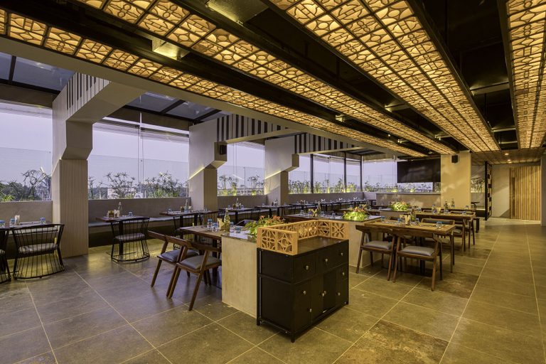 Food & Drinks 5, Le Foliage by TGI, Bangalore