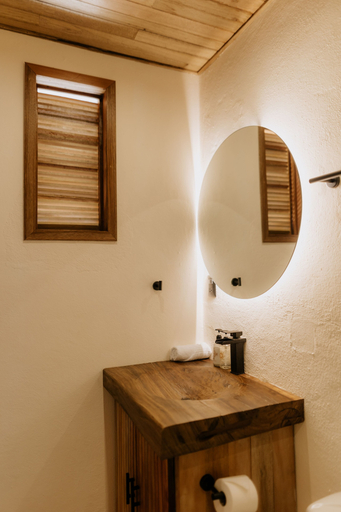 Bathroom 4, Nossa Hotel, Dist. Pochutla