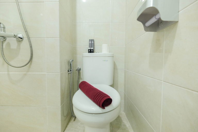 Bathroom 3, Fully Furnished Studio Apartment at Mustika Golf Residence, Cikarang