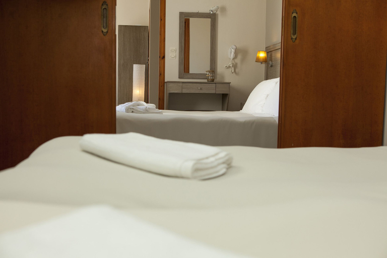 Bedroom 4, Anna Katerina Apartments, Crete