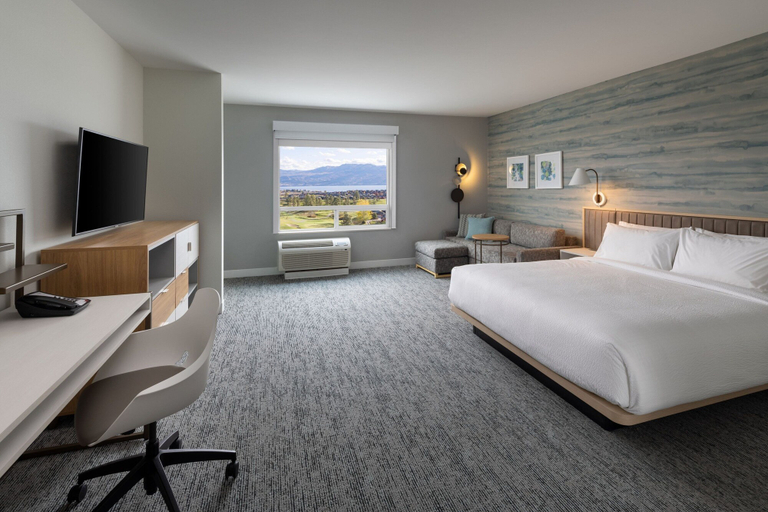 Bedroom 2, TownePlace Suites by Marriott West Kelowna, Central Okanagan
