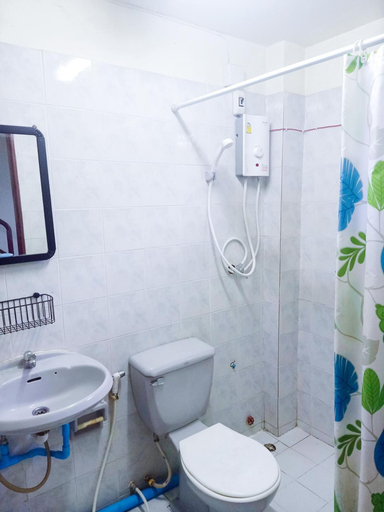 Bathroom 4, FrenTe Chiang Mai, Muang Chiang Mai