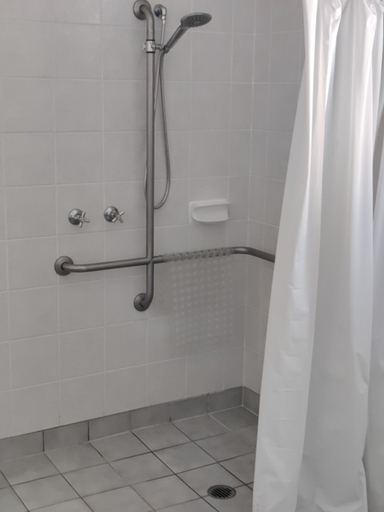 Bathroom 4, Belvoir Village Motel & Apartments Wodonga, Wodonga