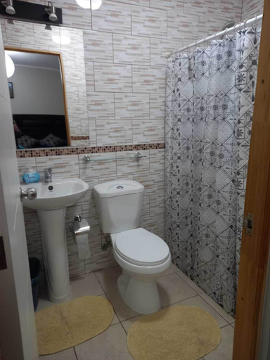 Bathroom, cabaña para 3 personas en temuco, Cautín