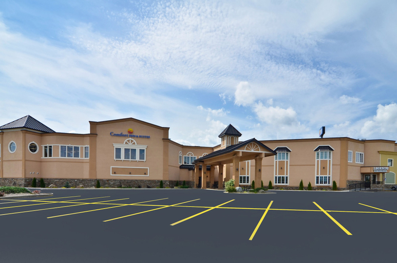 Exterior & Views 2, Comfort Inn & Suites Plattsburgh - Morrisonville, Clinton
