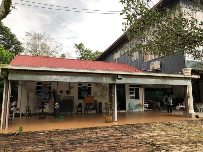 Exterior & Views 2, Badul Homestay, Bau