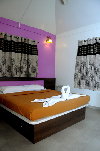 Bedroom 5, Rutu's Holiday Resort, Kolhapur