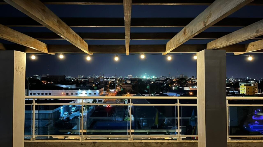 Food & Drinks 4, DubaiRD, Distrito Nacional