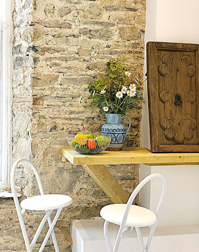 Others 4, Live and Let Live Inn, Devon