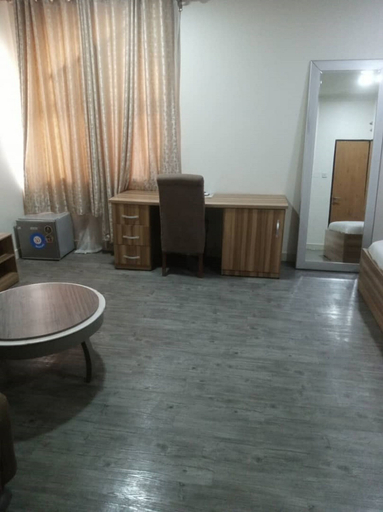 Others 4, Sky Suites, Mushin