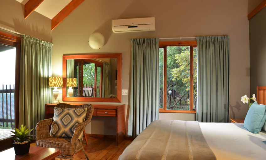 Bedroom 2, Bundu Lodge, Ehlanzeni